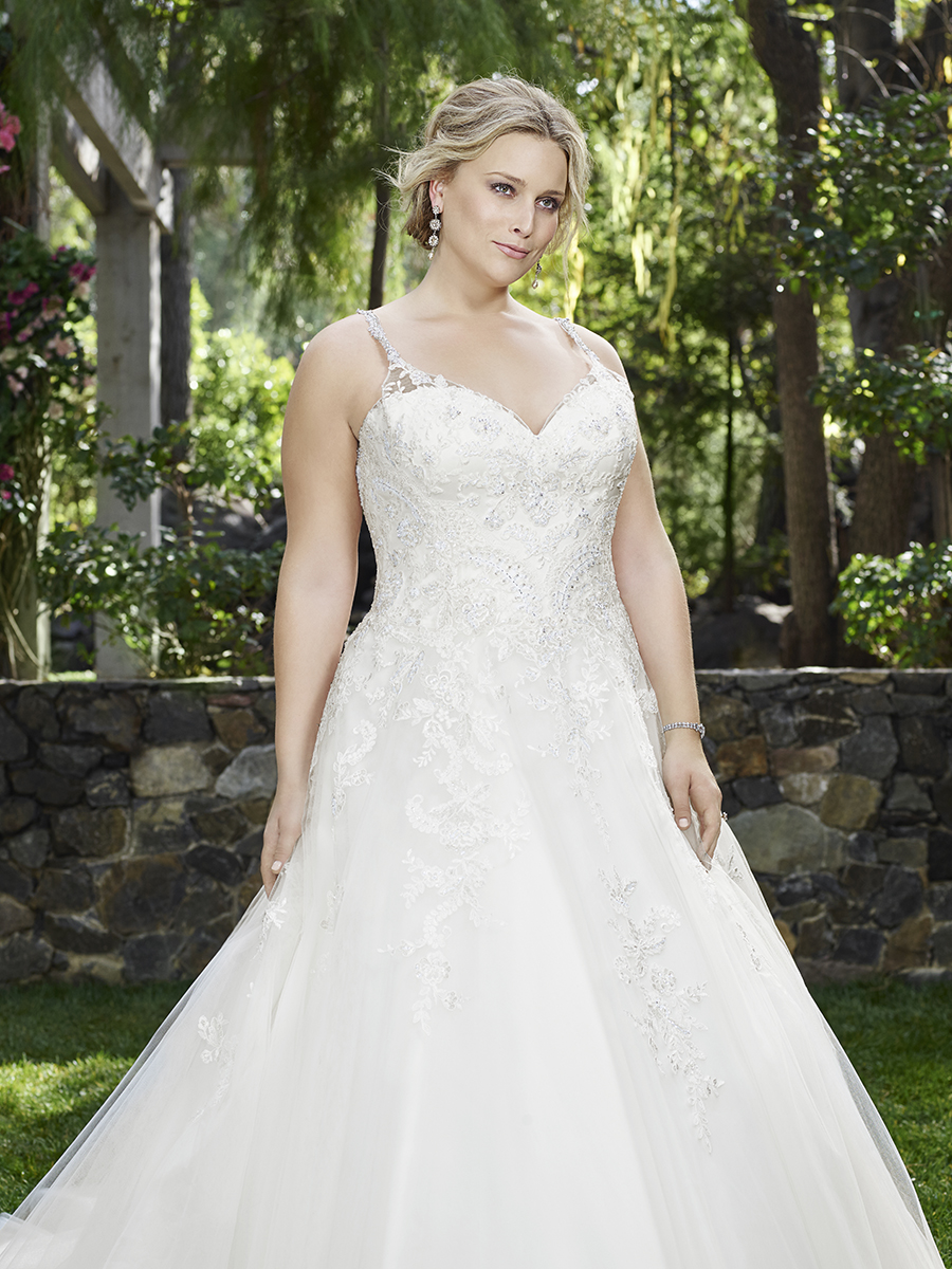 2248-plus-size-wedding-dress
