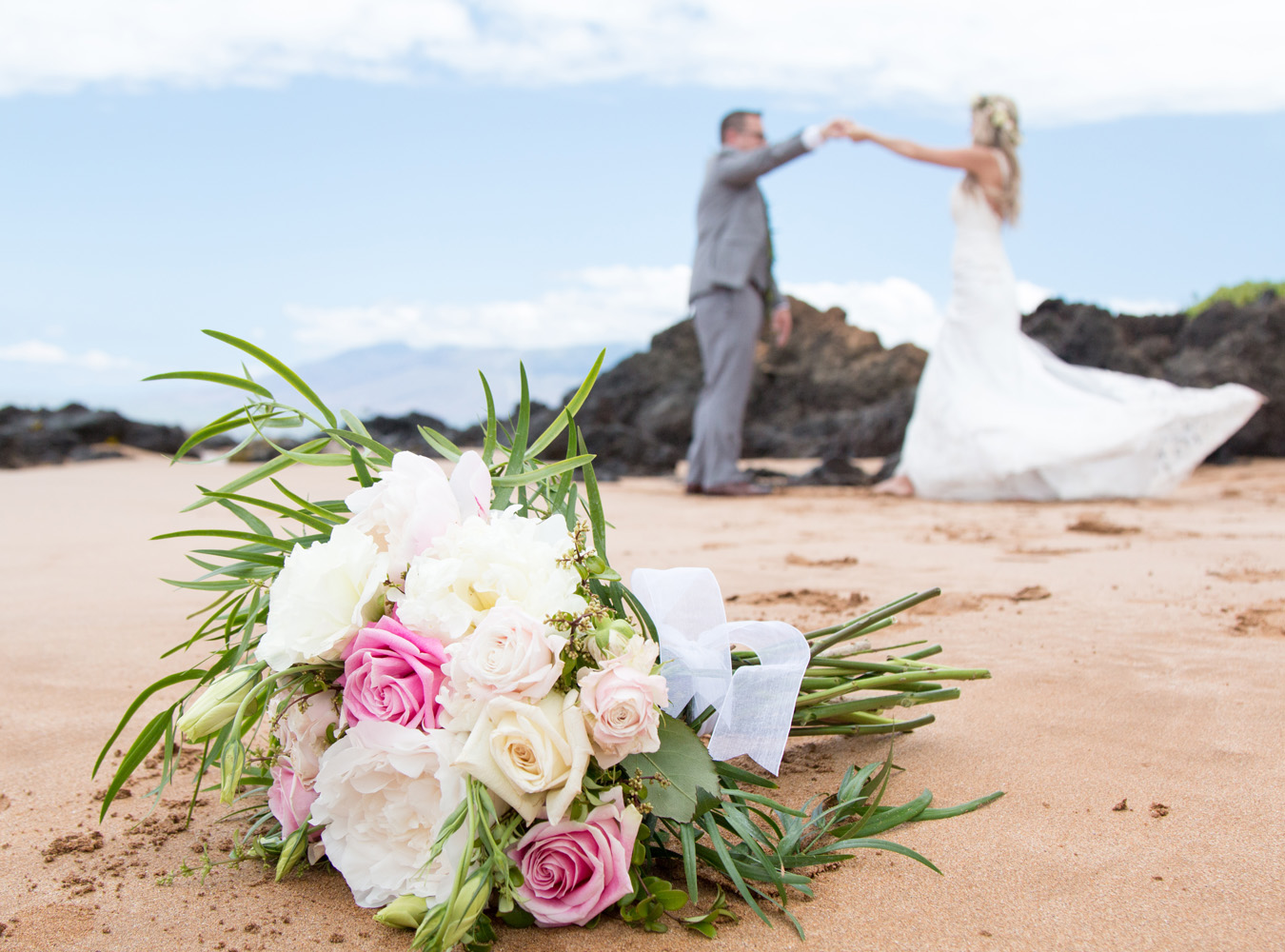 destination-wedding-hawaii-dress