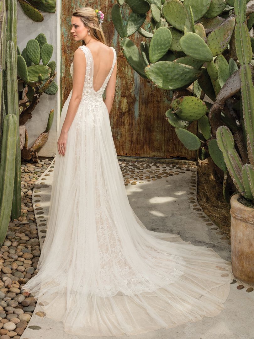 Lace and Tulle Wedding Dress with Low Scoop Back Design | Casablanca Bridal Syle 2301 Sierra