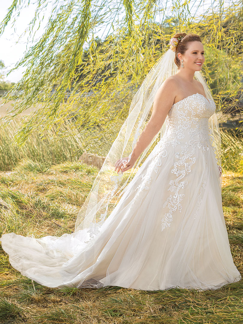 Style BL265 Sadie | Top 5 Plus Size Beach Wedding Dresses by Casablanca Bridal