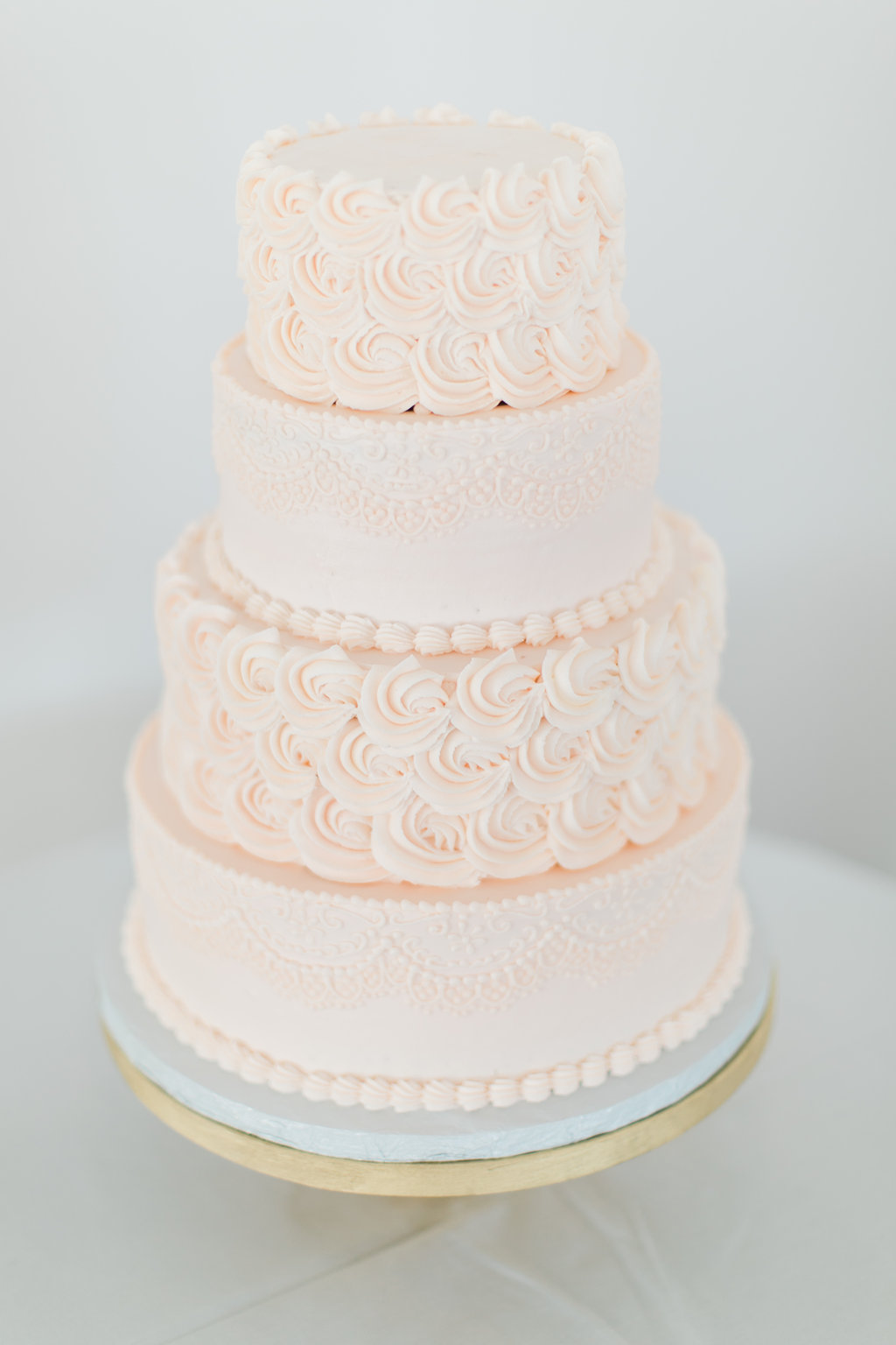 pastel wedding cake inspo